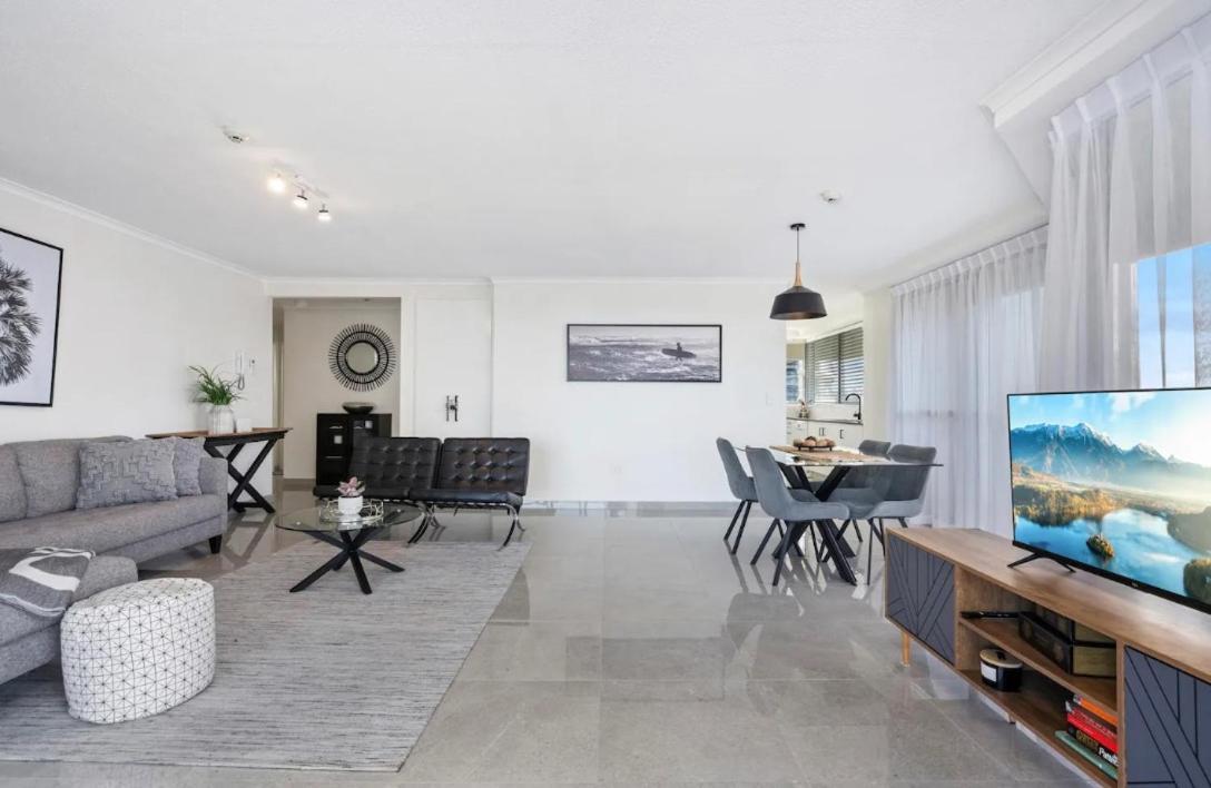 Baronnet Apartments Gold Coast Exterior foto