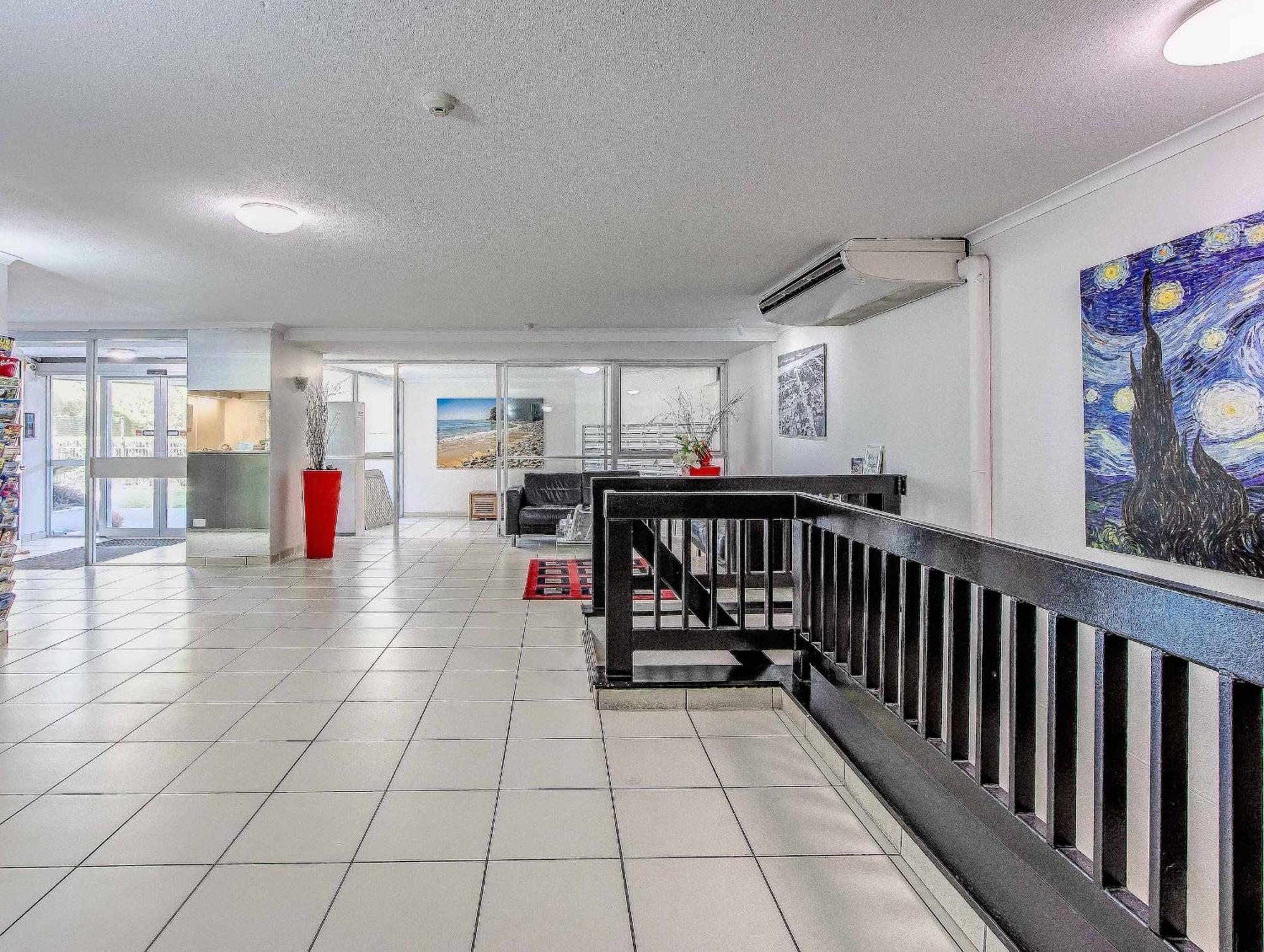 Baronnet Apartments Gold Coast Exterior foto